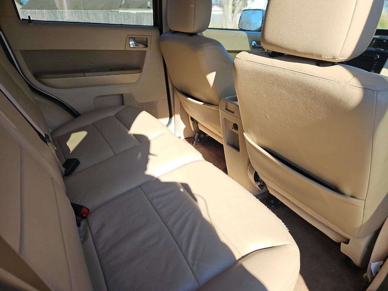 Used 2010 Ford Escape Limited image 18