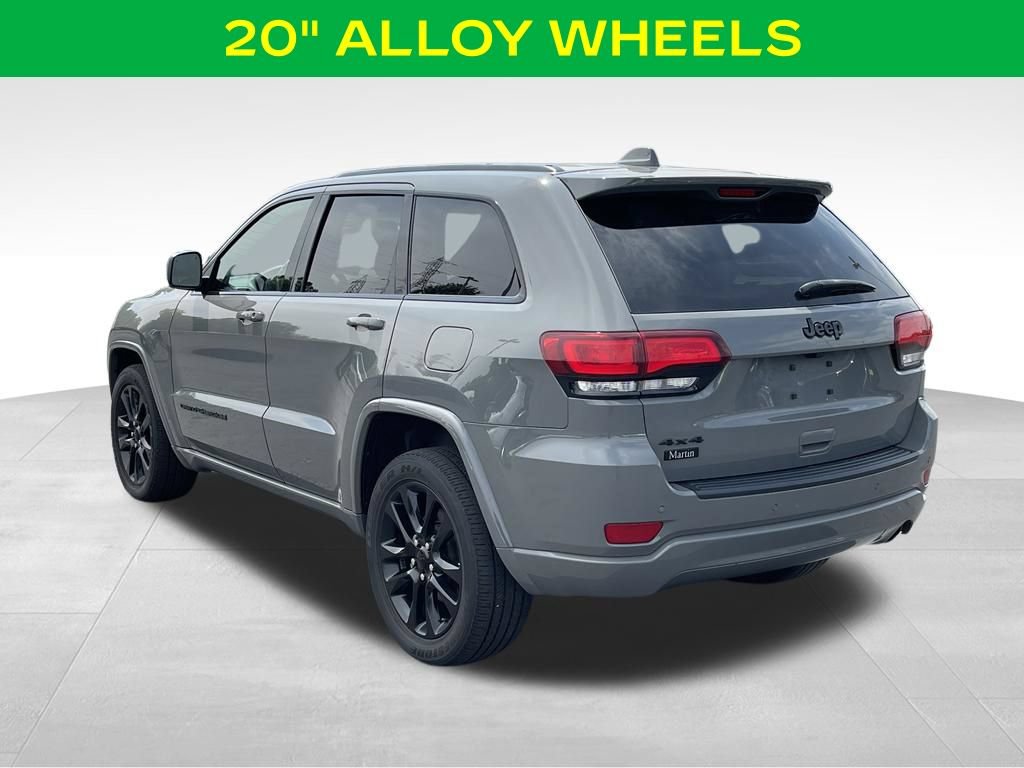 Used 2021 Jeep Grand Cherokee Laredo X AWD/4WD image 12