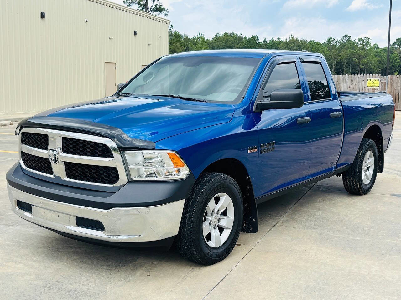 Used 2015 RAM 1500 ST w/ SXT Appearance Group image 2