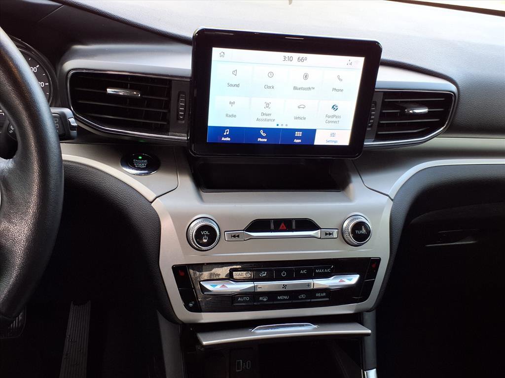 Used 2021 Ford Explorer XLT w/ Equipment Group 202A image 16