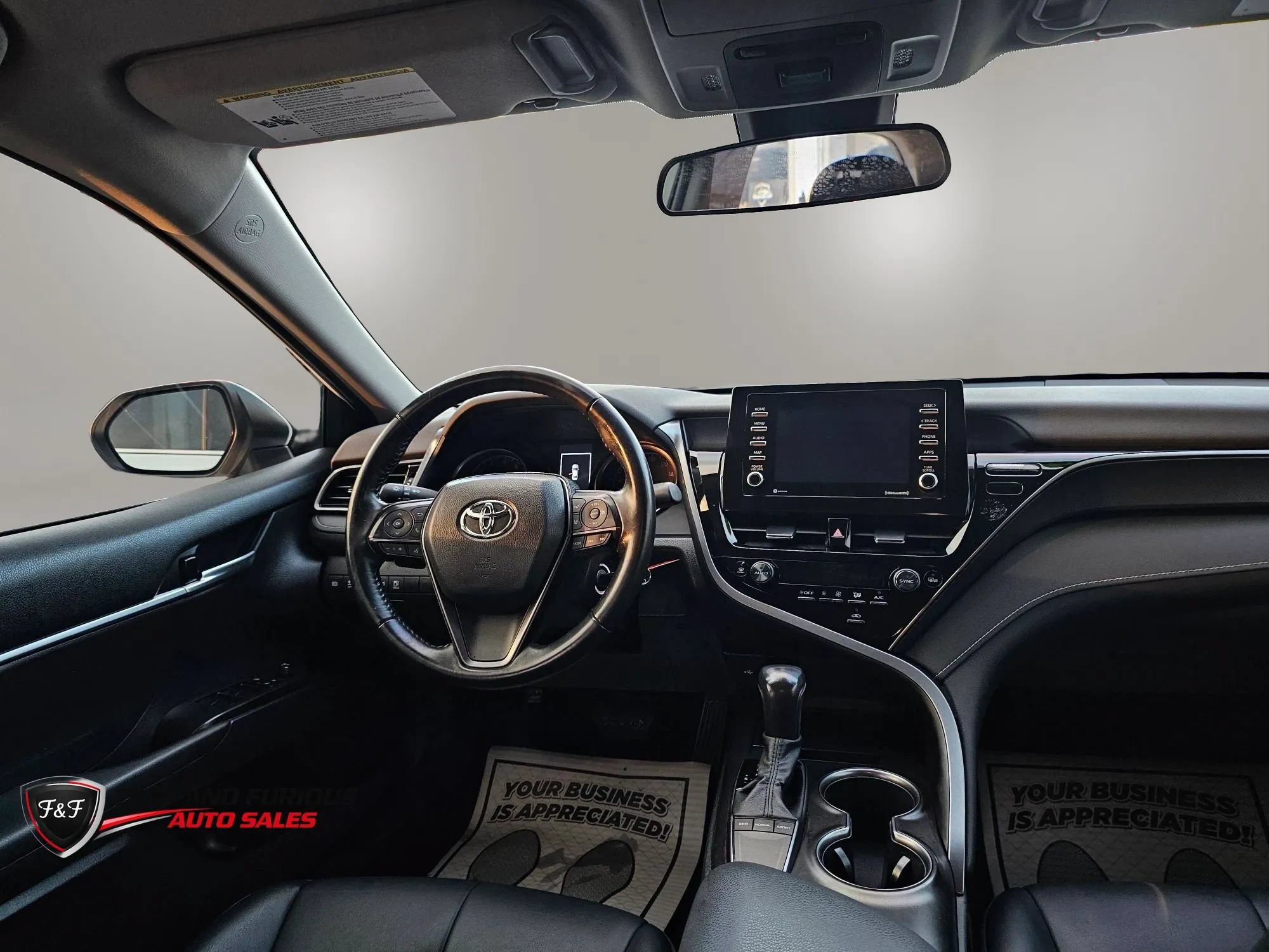 Used 2023 Toyota Camry SE FWD image 16