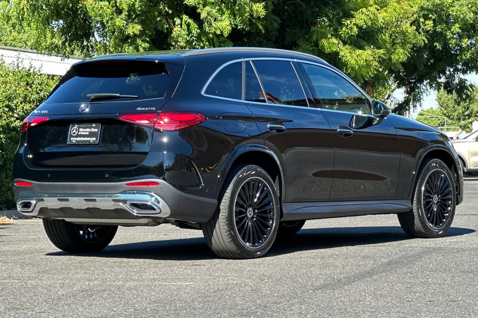 New 2026 Mercedes-Benz GLC 300 4MATIC image 3