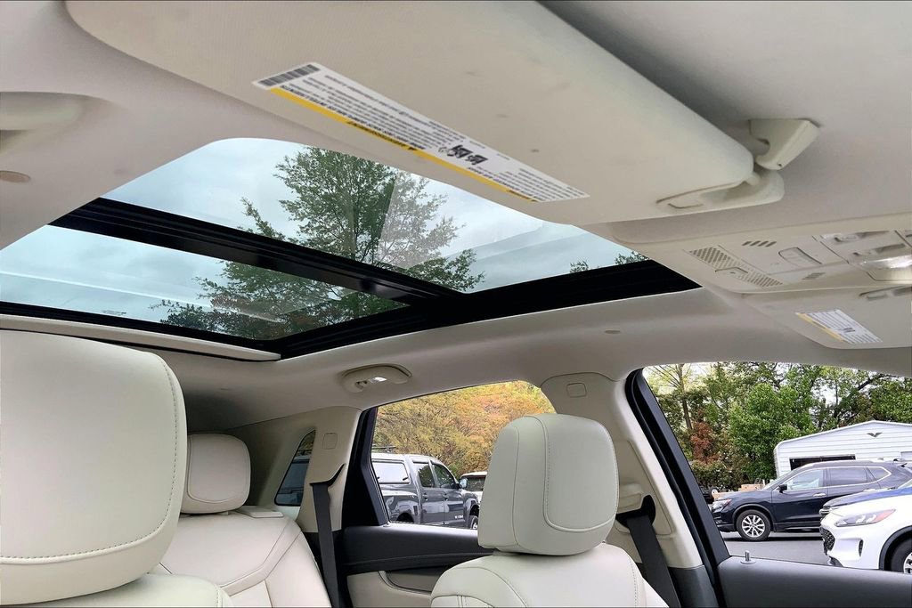 Used 2022 Cadillac XT5 Premium Luxury image 18