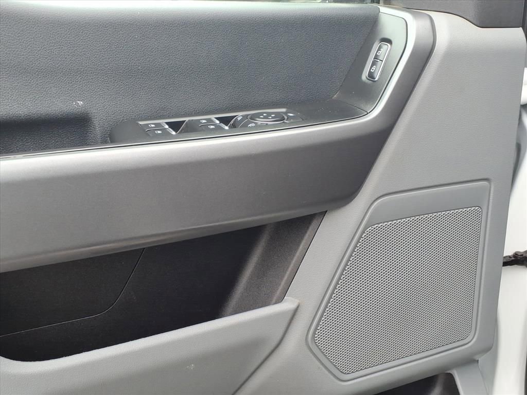 Used 2025 Ford F250 XLT w/ FX4 Off-Road Package image 4