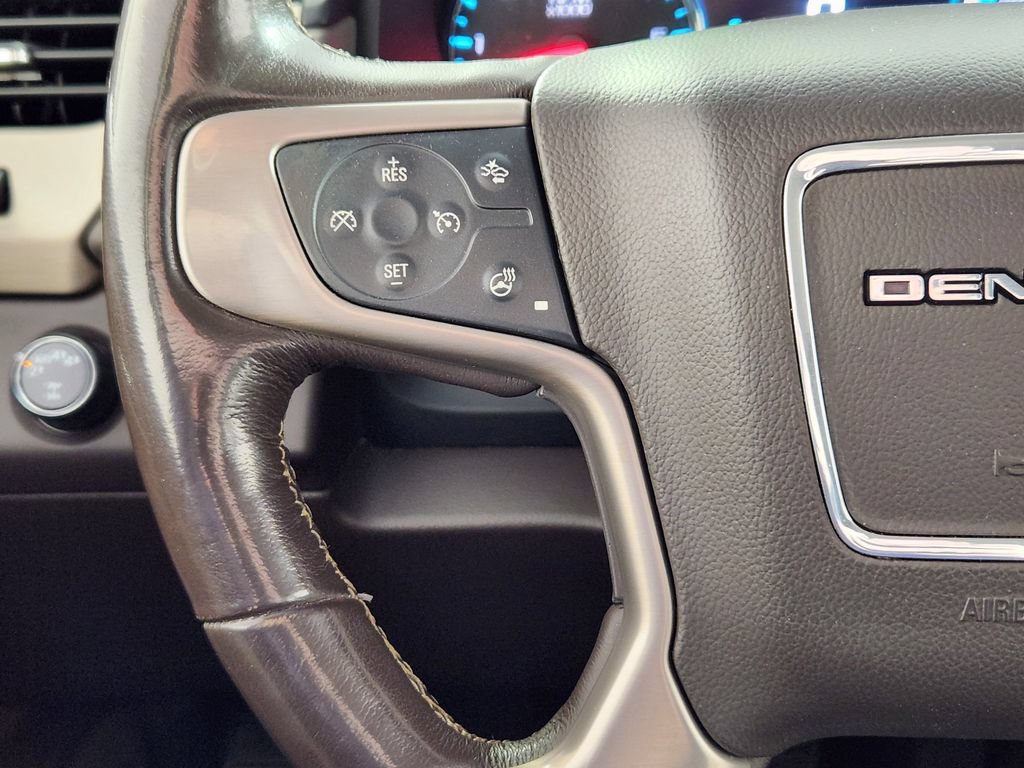 Used 2018 GMC Yukon Denali AWD/4WD image 18