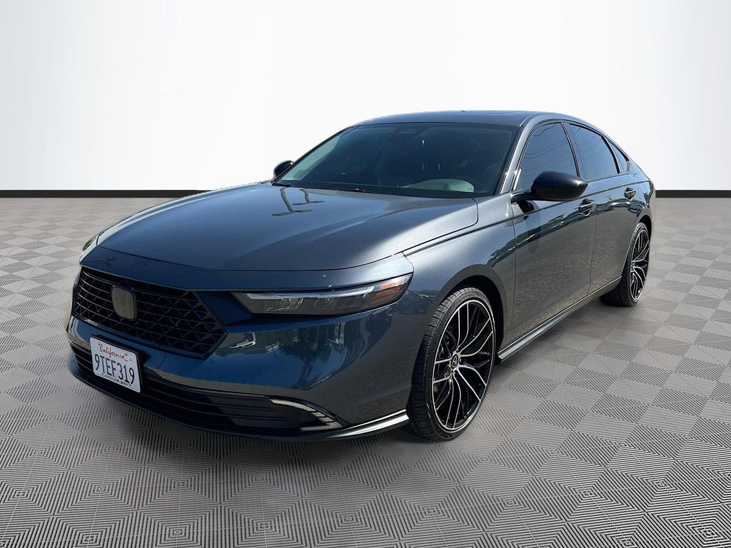 Used 2025 Honda Accord SE image 3