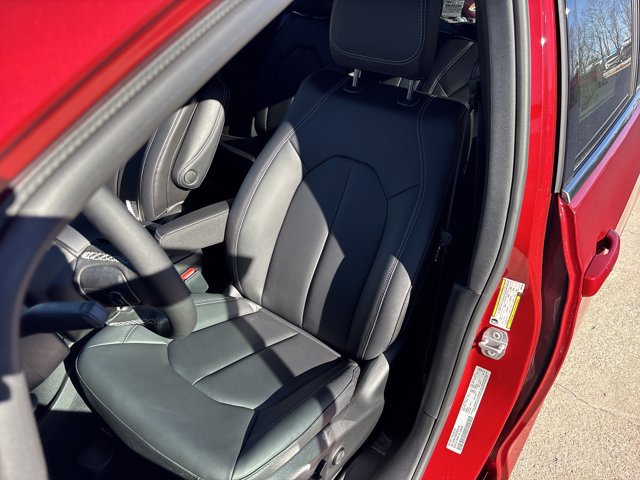 New 2026 Chrysler Pacifica Select image 22