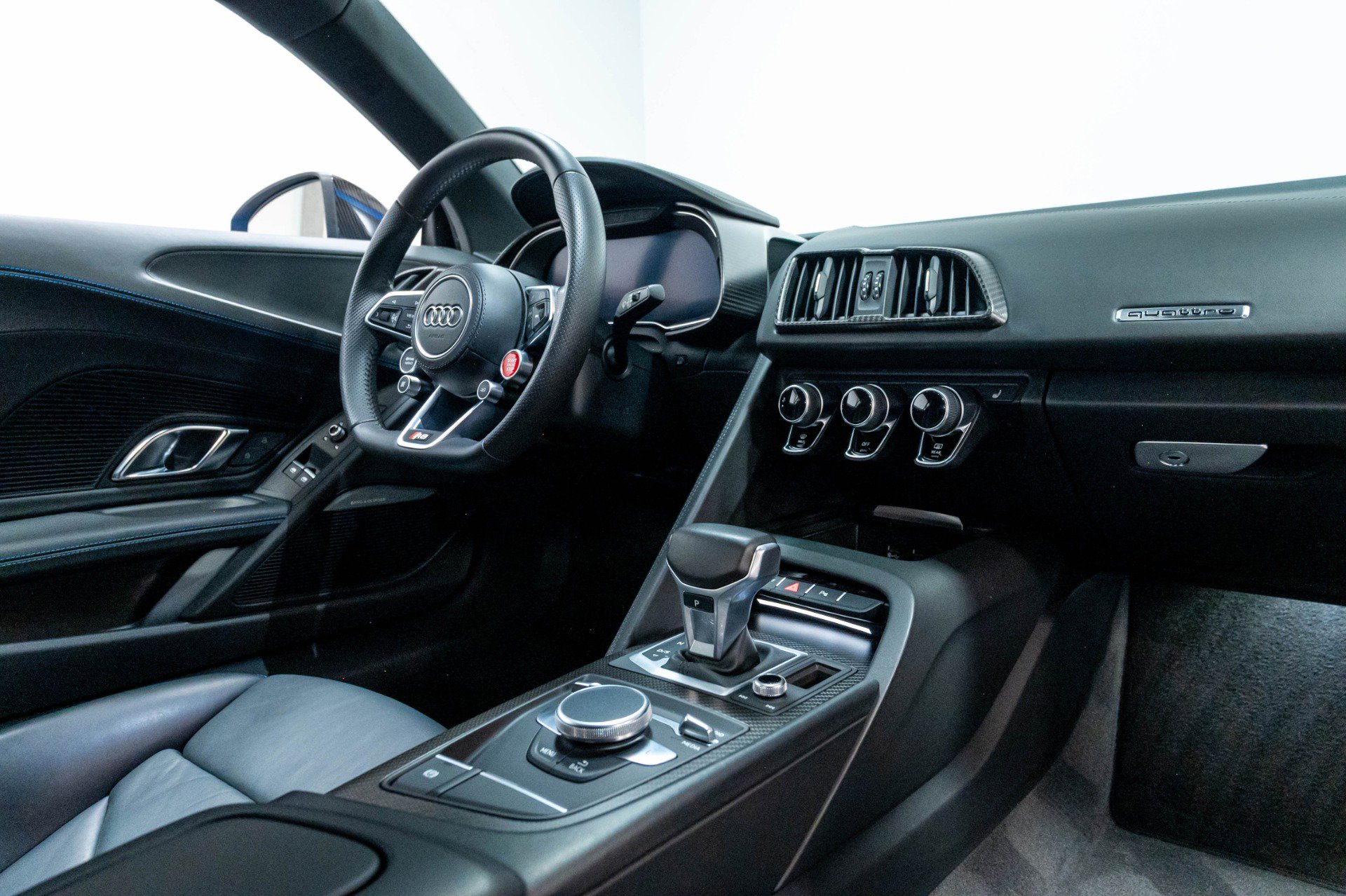 Used 2017 Audi R8 V10 plus AWD/4WD image 25