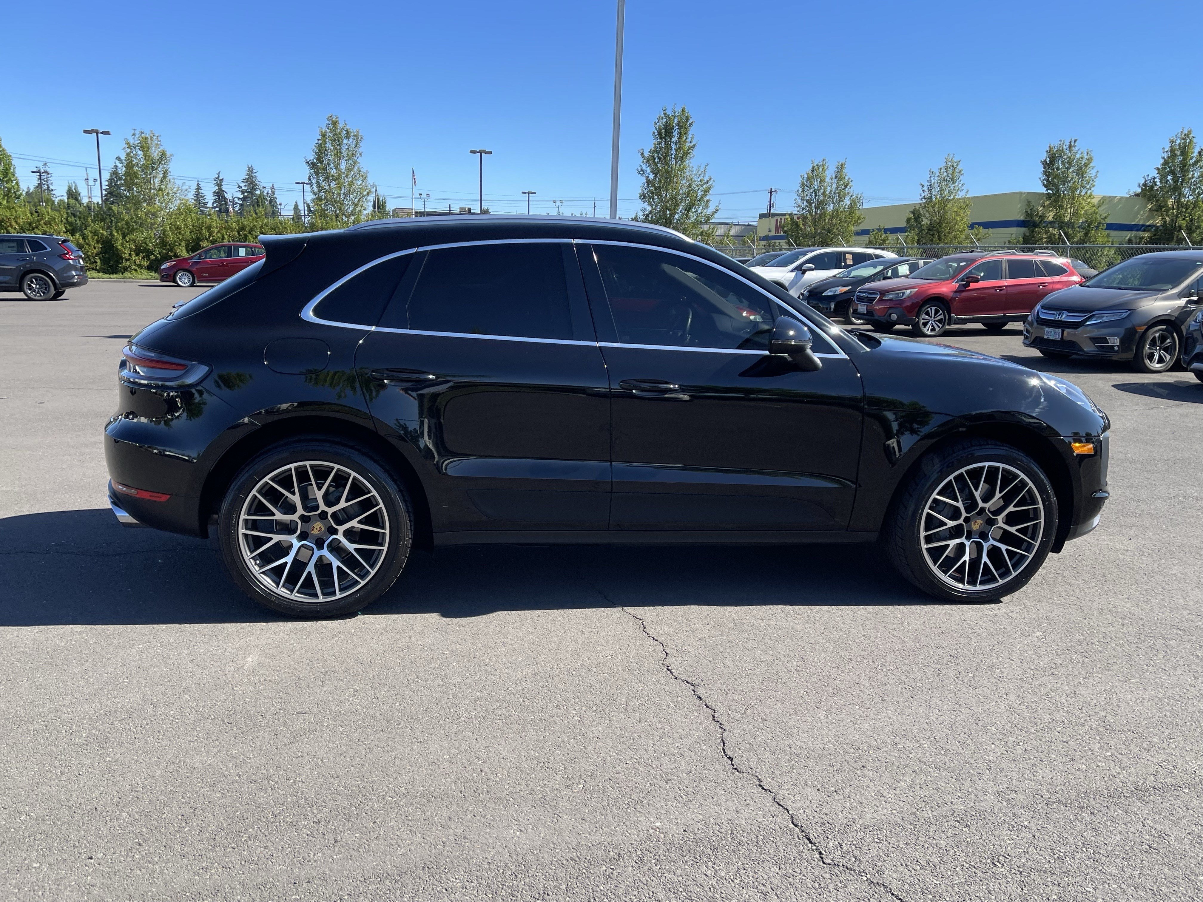 Used 2019 Porsche Macan S AWD/4WD image 6
