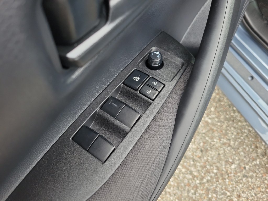 Used 2026 Toyota Corolla LE FWD image 14