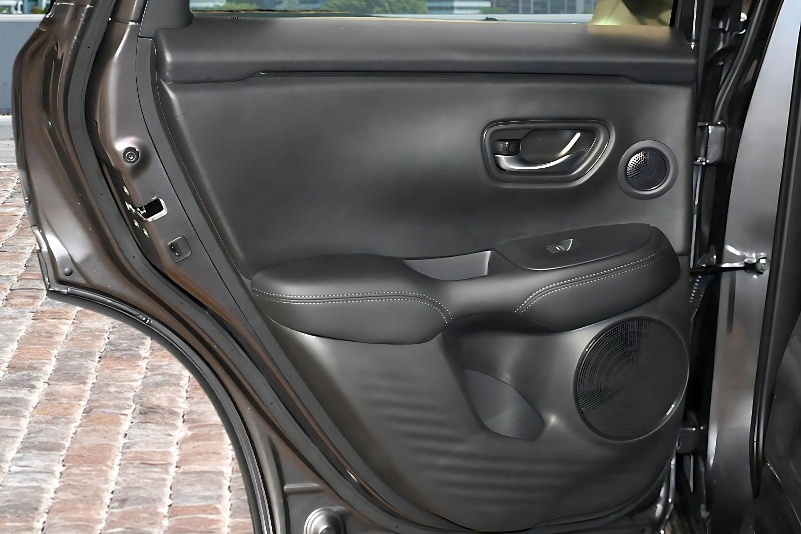 New 2026 Honda HR-V EX-L image 10