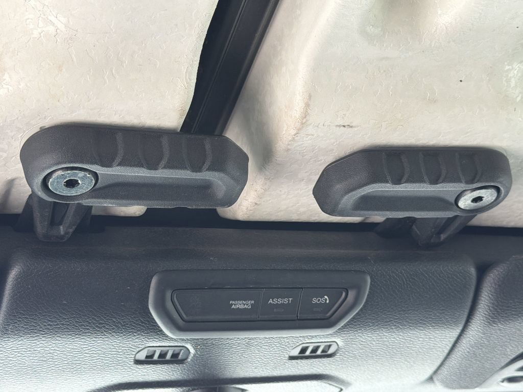 Used 2021 Jeep Gladiator Overland w/ Uconnect 4C Nav & Sound Group AWD/4WD image 14