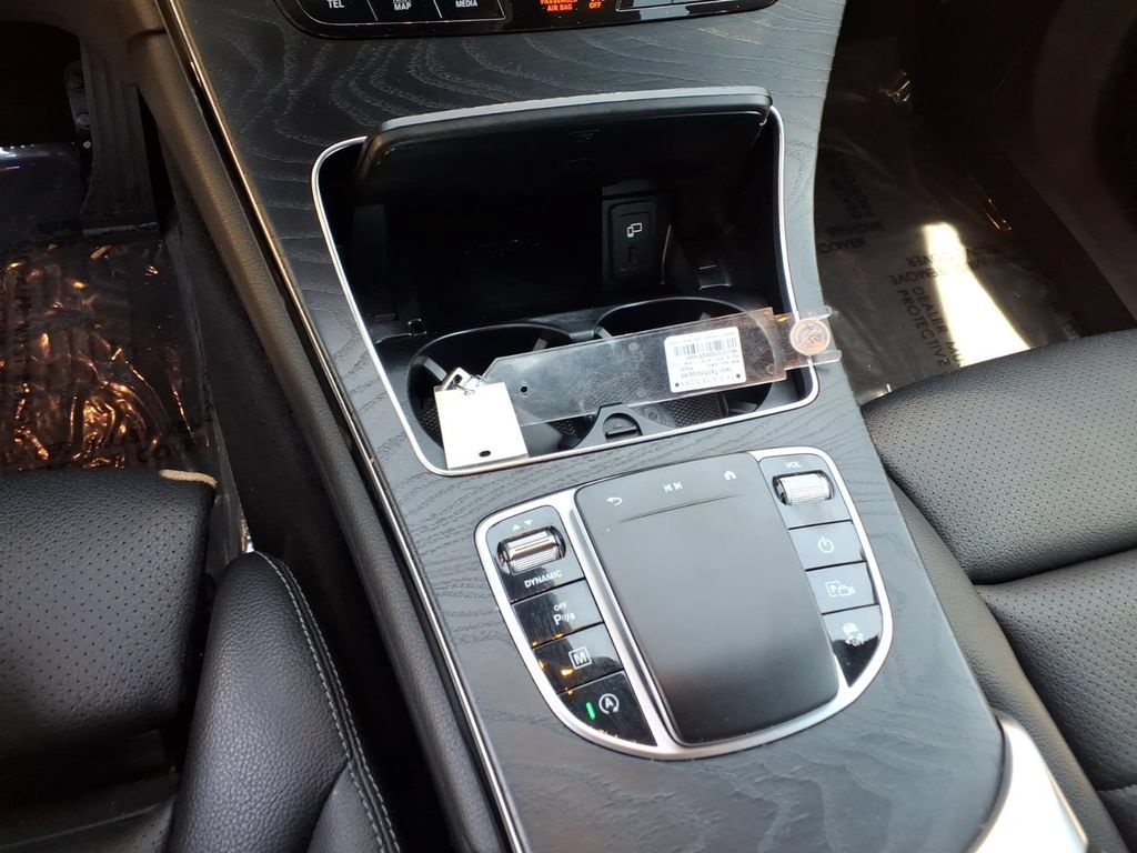 Used 2021 Mercedes-Benz GLC 300 4MATIC image 28