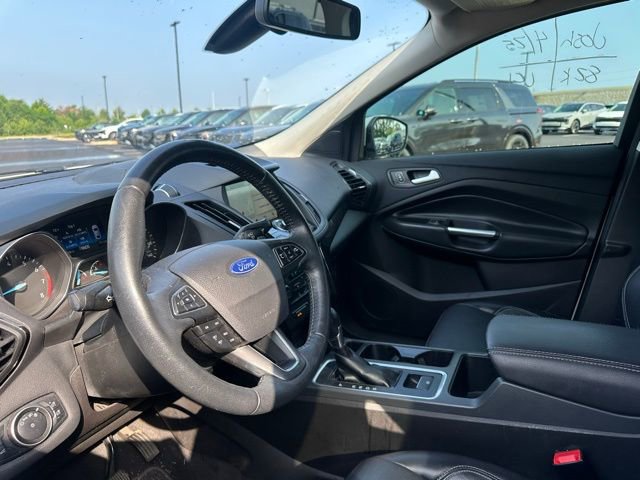 Used 2017 Ford Escape Titanium AWD/4WD image 9