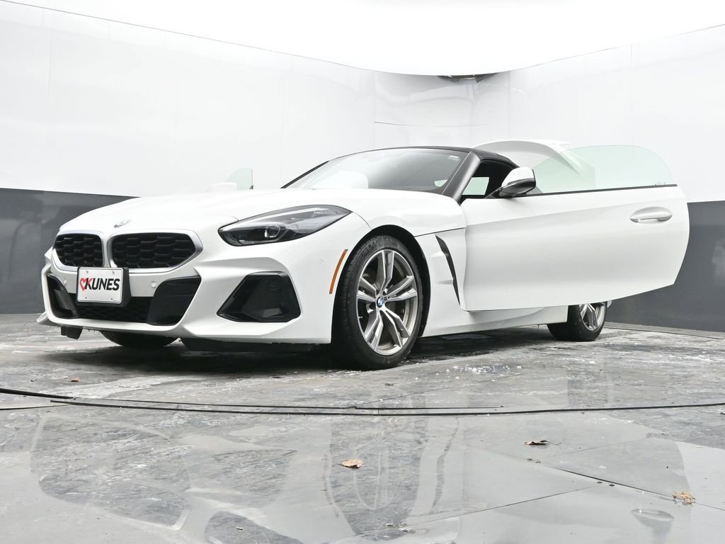 Used 2025 BMW Z4 sDrive30i image 62