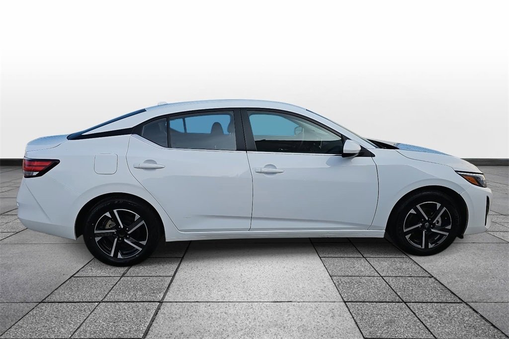 Used 2024 Nissan Sentra SV image 4