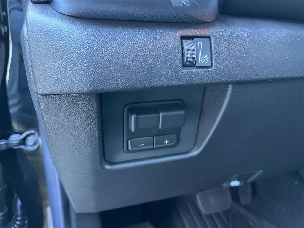 New 2026 GMC Canyon Elevation w/ Convenience Package image 23