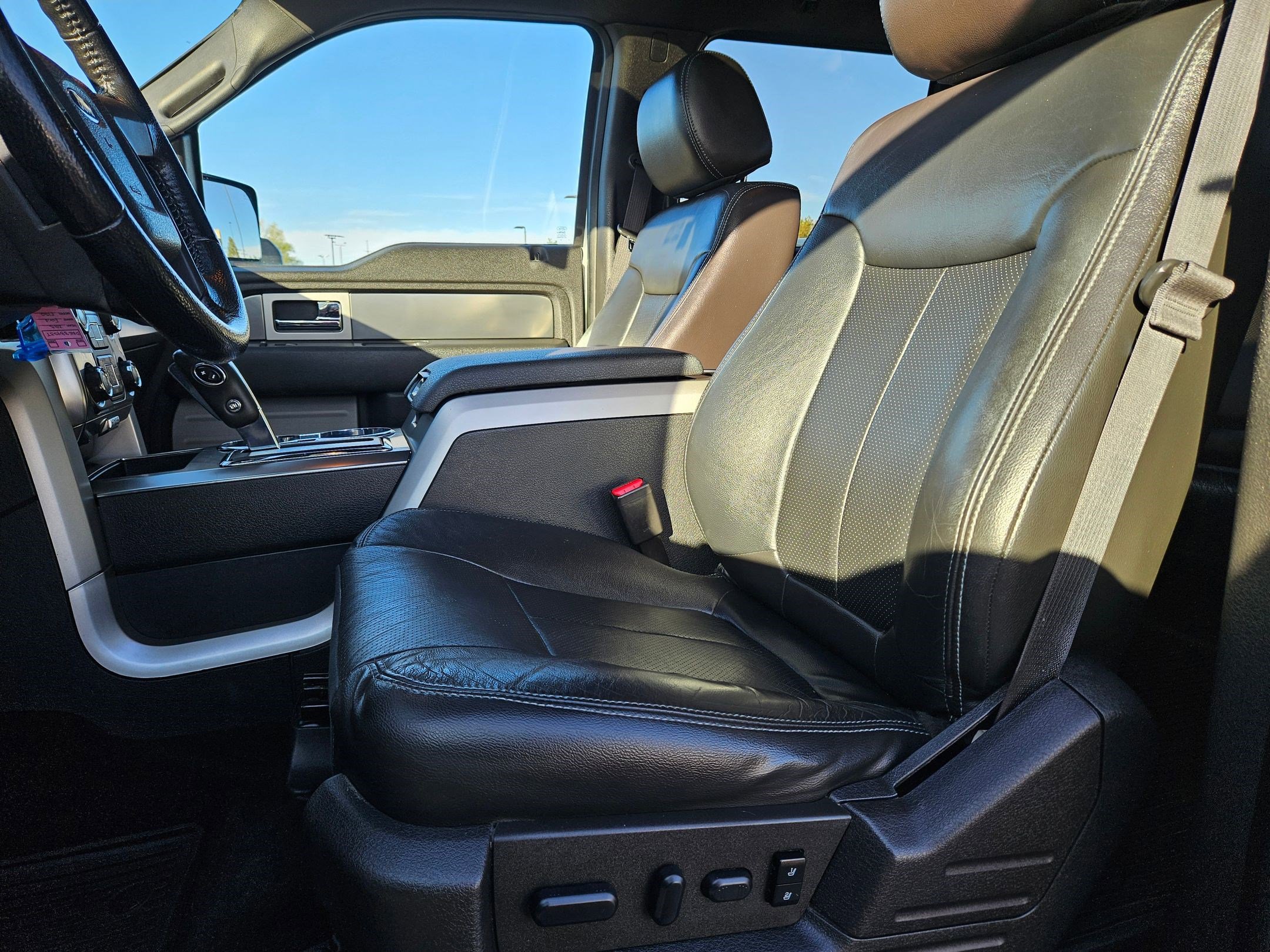 Used 2013 Ford F150 FX4 w/ Luxury Equipment Group AWD/4WD image 17
