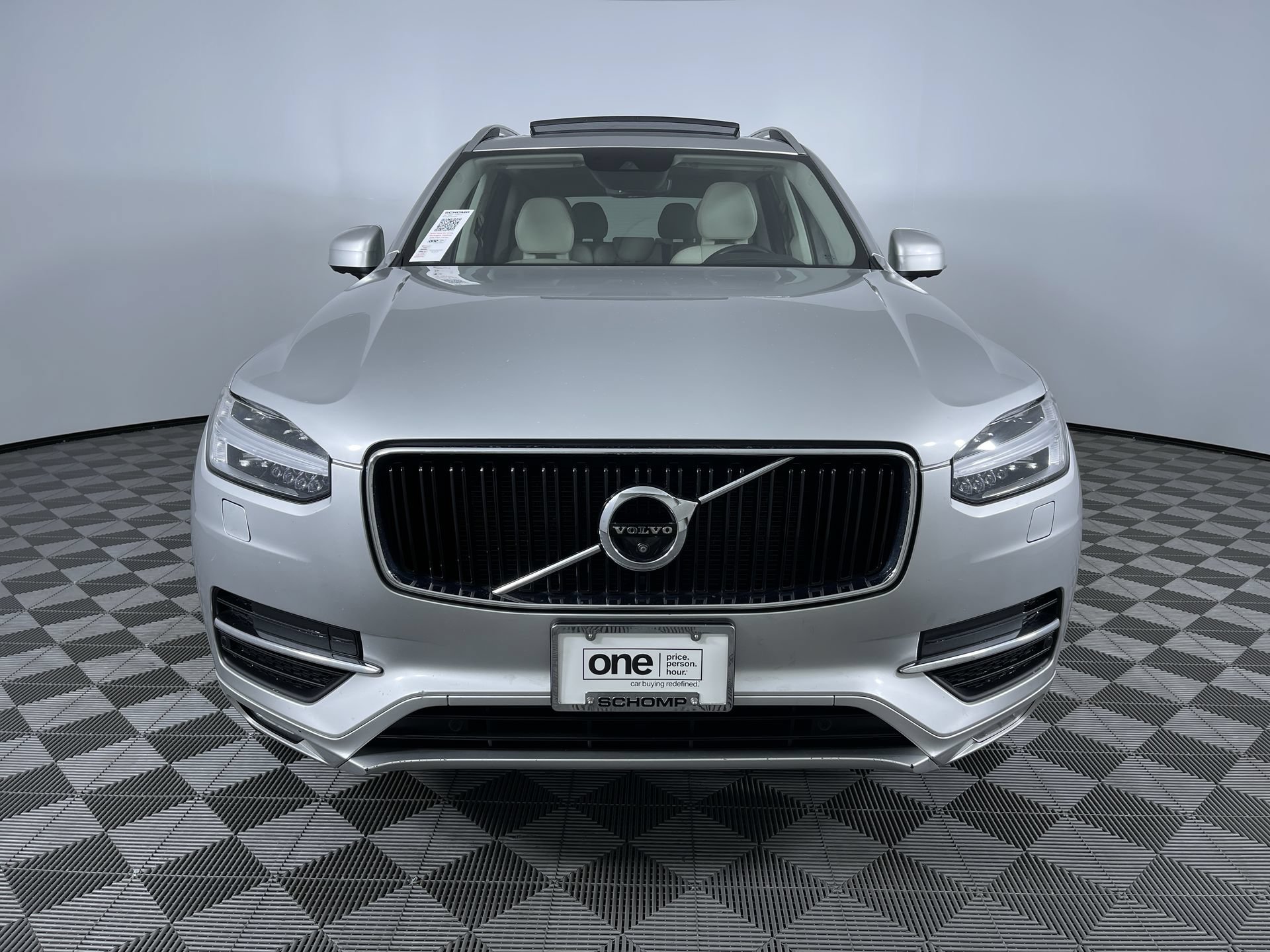 Used 2016 Volvo XC90 T6 Momentum AWD/4WD image 30