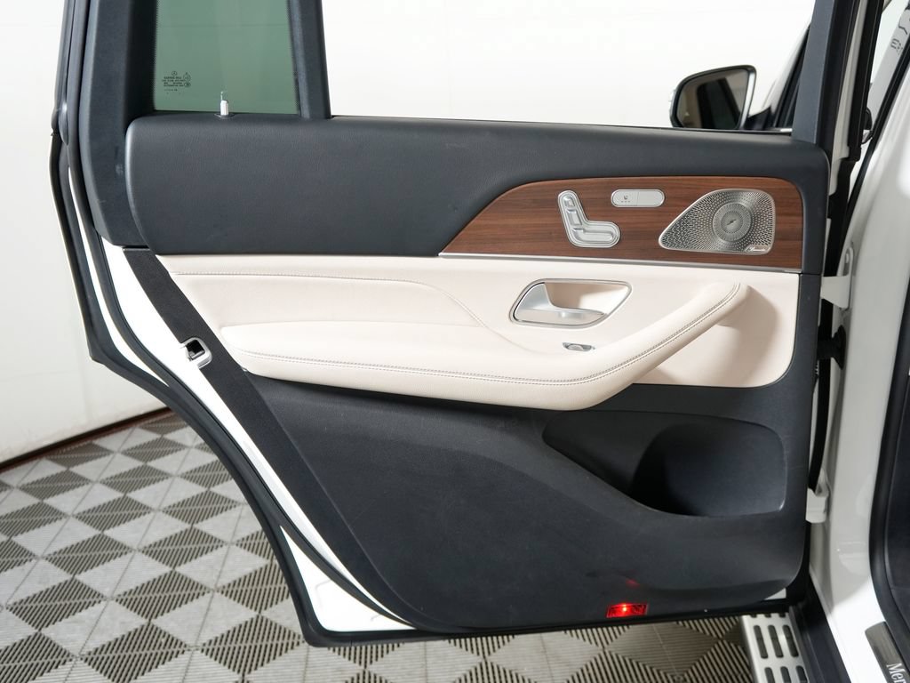 Certified 2022 Mercedes-Benz GLS 450 4MATIC image 32
