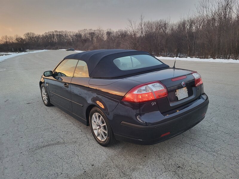 Used 2004 Saab 9-3 Arc FWD image 9