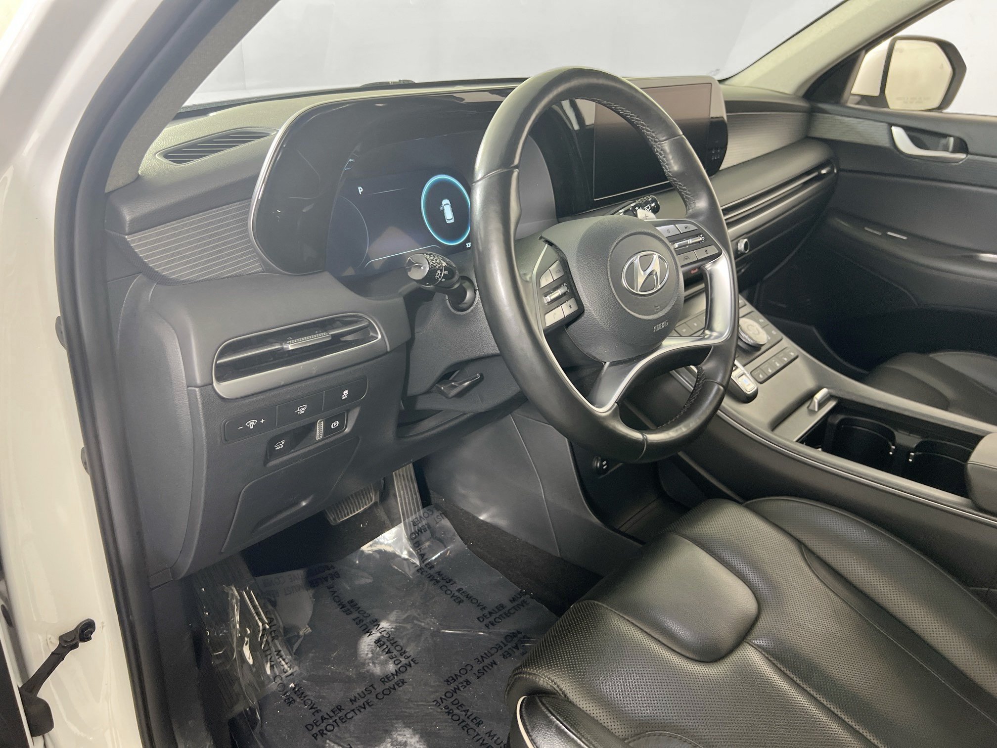 Used 2023 Hyundai Palisade Limited AWD/4WD image 9