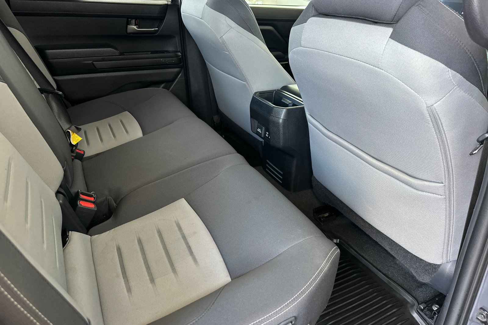 Used 2024 Toyota Tacoma TRD Sport w/ TRD Sport Upgrade Package RWD image 18