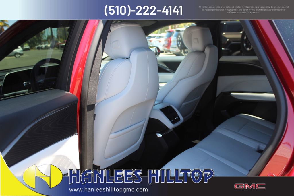 Used 2024 Cadillac Lyriq Luxury AWD/4WD image 19