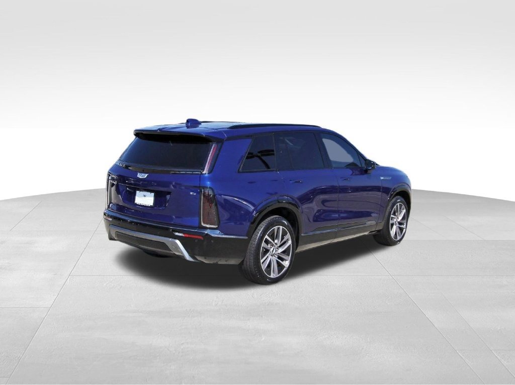 New 2027 Cadillac Vistiq Luxury AWD/4WD image 4