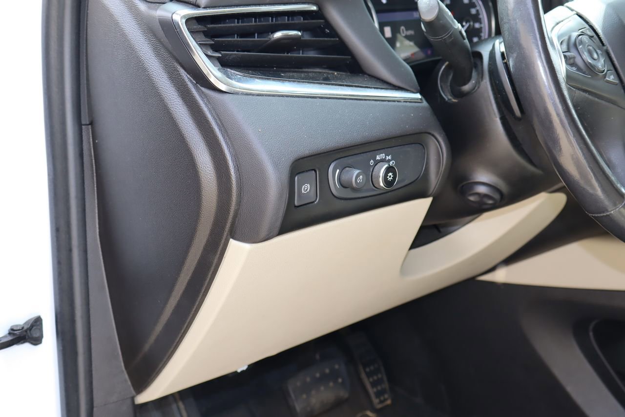 Used 2021 Buick Enclave Premium w/ Sun and Sites Package image 26