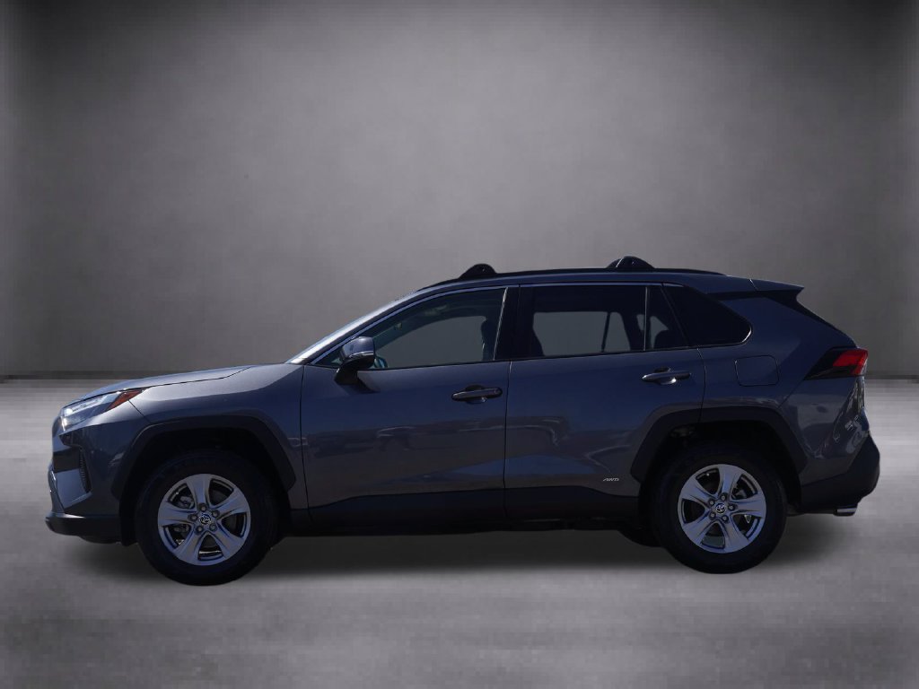 Used 2023 Toyota RAV4 XLE w/ Convenience Package AWD/4WD image 8