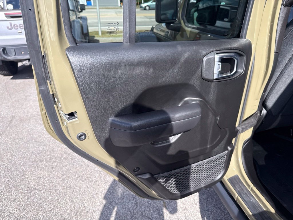 Certified 2025 Jeep Wrangler Unlimited Sport AWD/4WD image 21