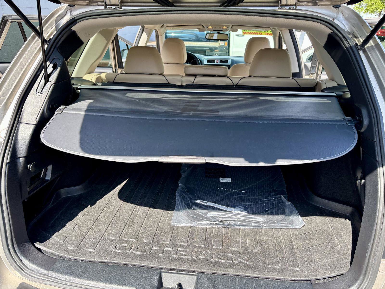 Used 2015 Subaru Outback 2.5i Limited AWD/4WD image 18