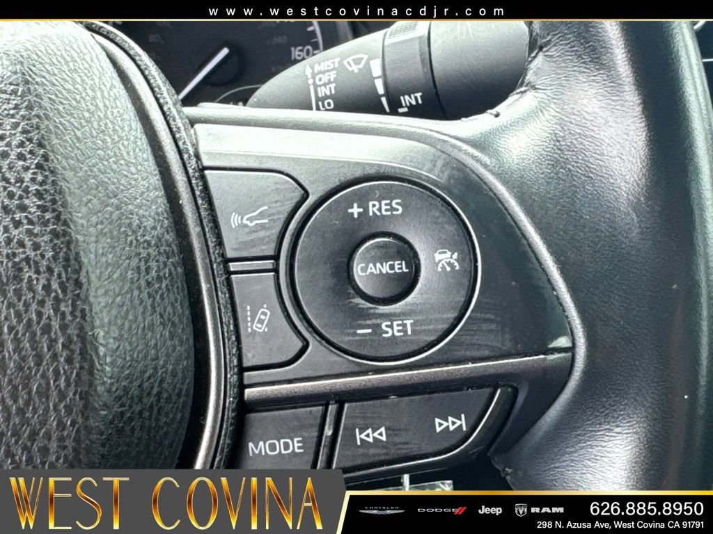 Used 2024 Toyota Camry SE FWD image 25
