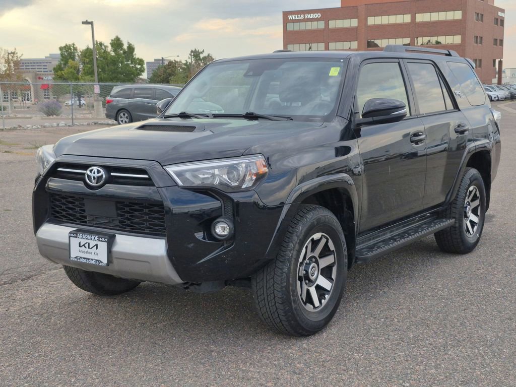Used 2024 Toyota 4Runner TRD Off-Road Premium image 4