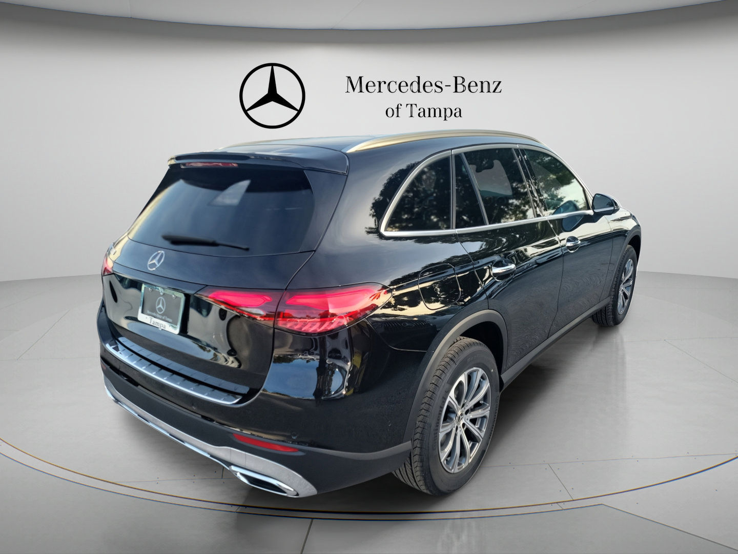Certified 2026 Mercedes-Benz GLC 300 image 4