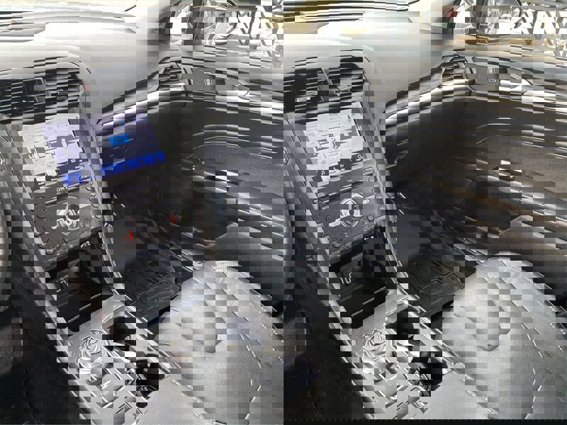 Used 2019 Ford Fusion Titanium image 34