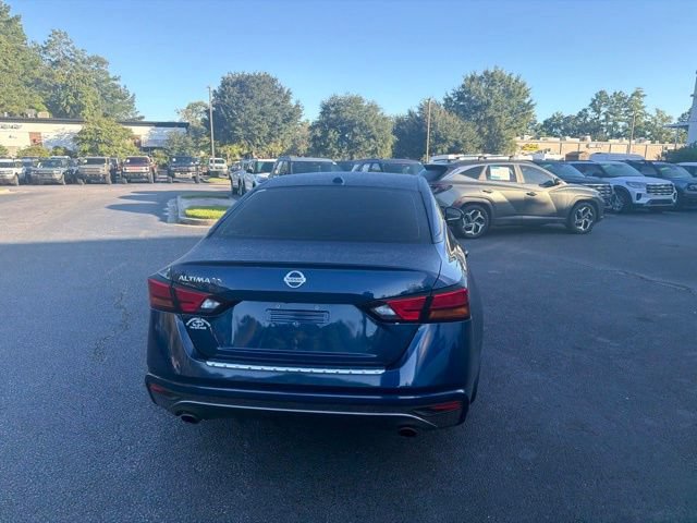 Used 2021 Nissan Altima 2.5 SR FWD image 7