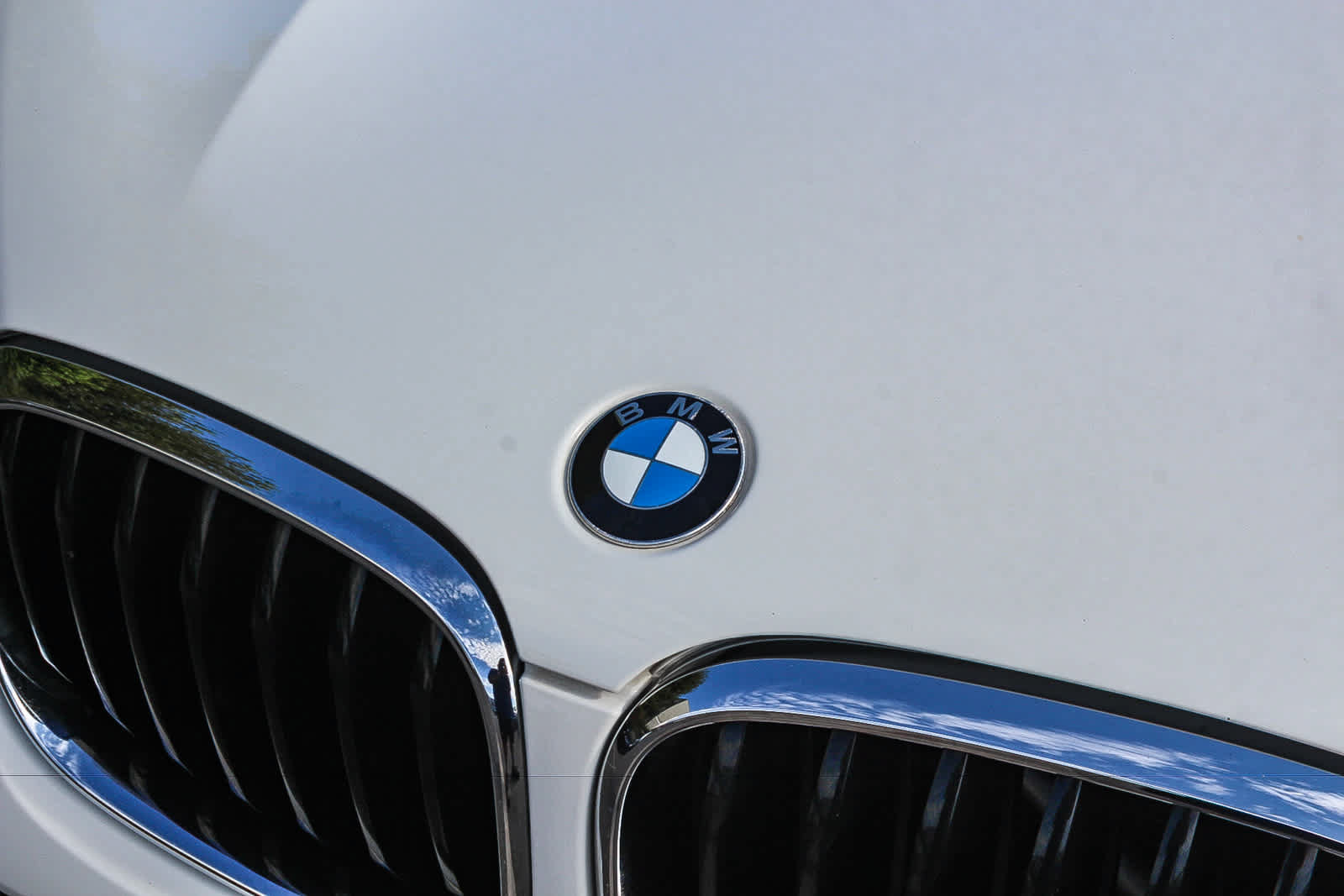 Used 2020 BMW X4 xDrive30i w/ M Sport Package 2 AWD/4WD image 11