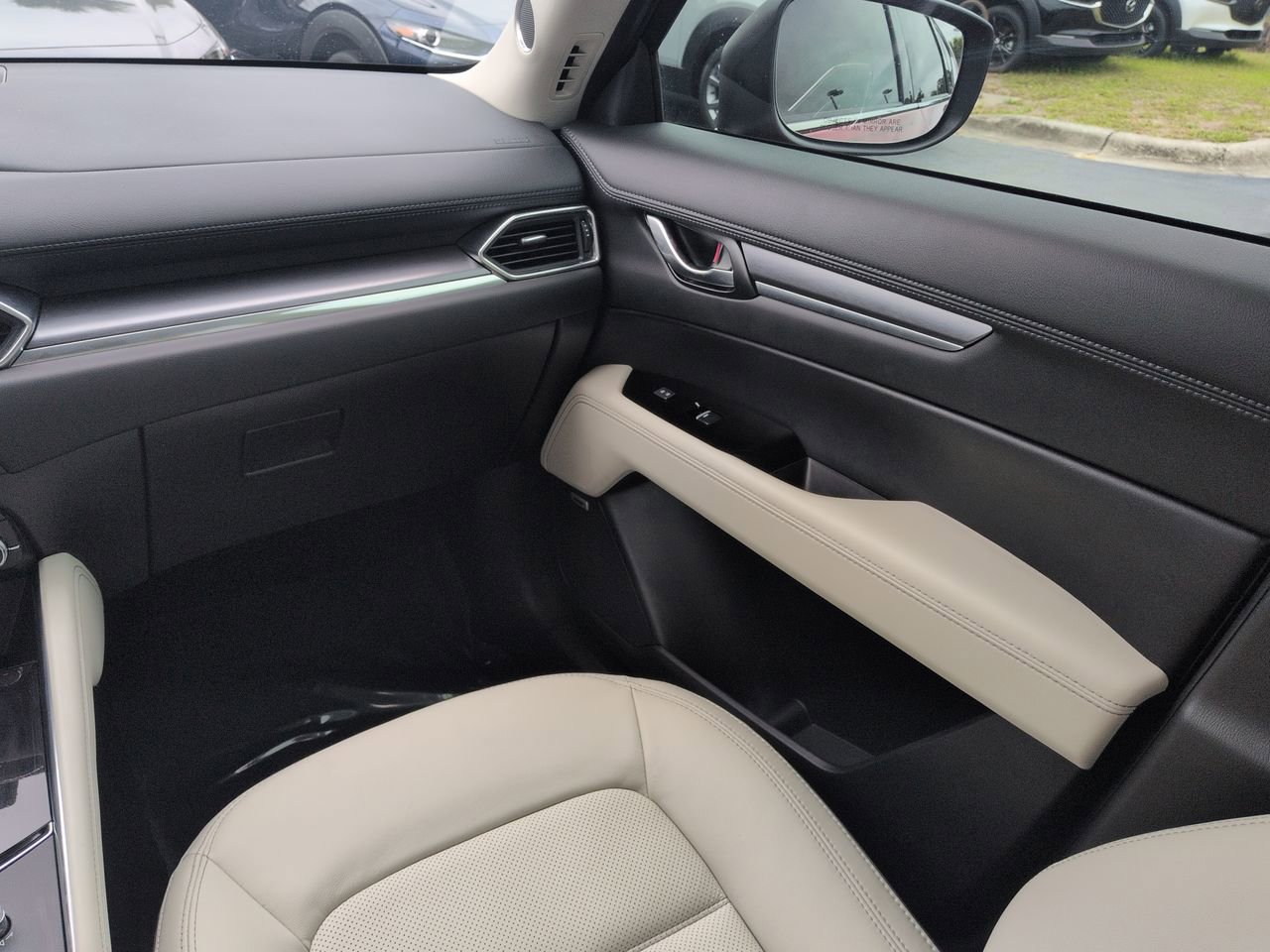 Used 2025 MAZDA CX-5 AWD 2.5 S w/ Premium Plus Pkg image 17