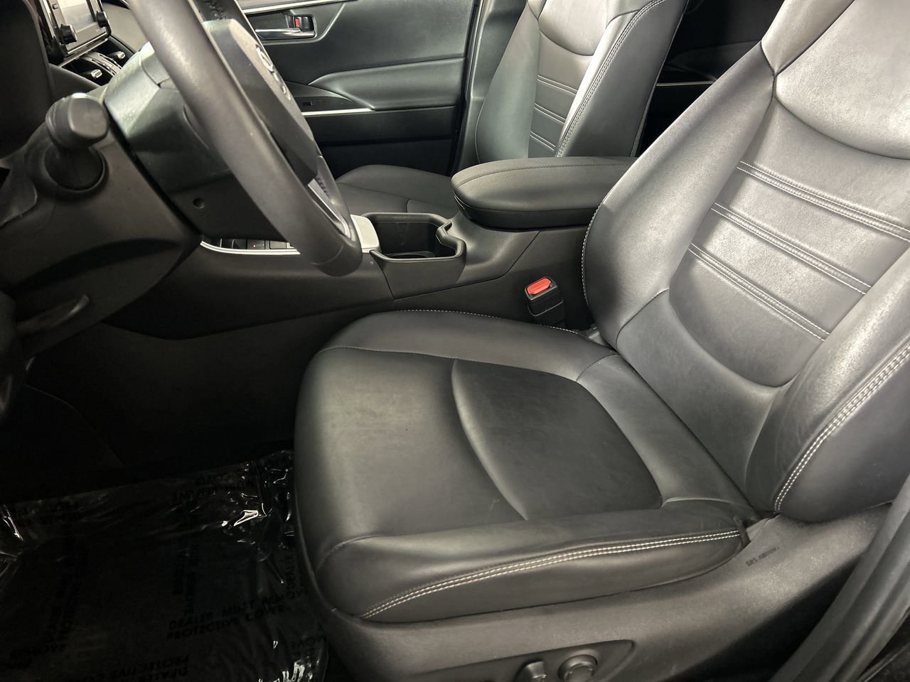 Used 2022 Toyota RAV4 XLE Premium FWD image 21