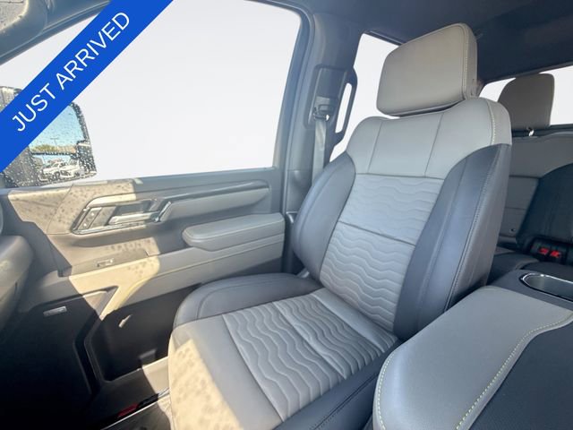 Used 2026 Chevrolet Silverado 2500 ZR2 AWD/4WD image 26