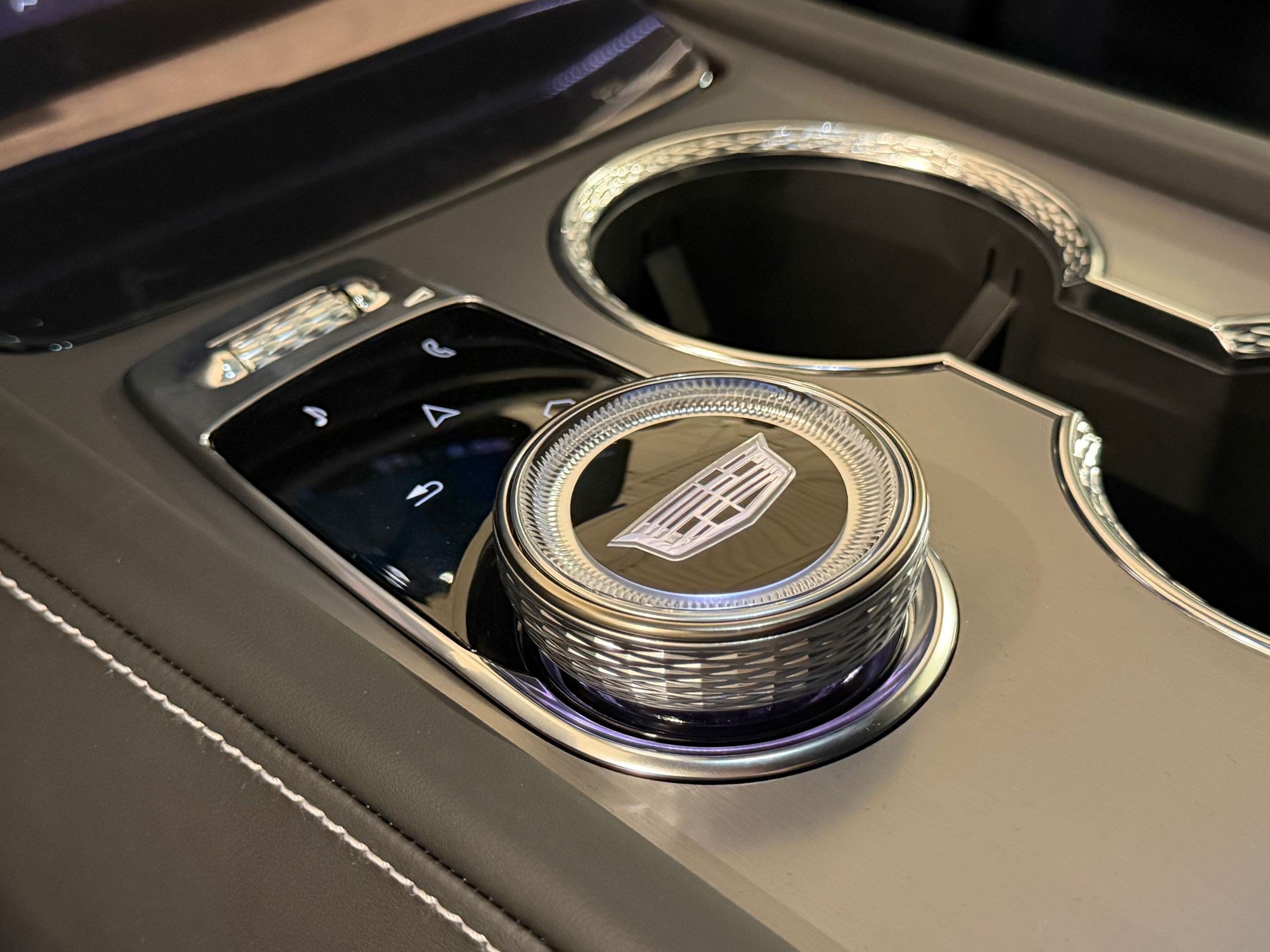 New 2027 Cadillac Vistiq Luxury AWD/4WD image 42