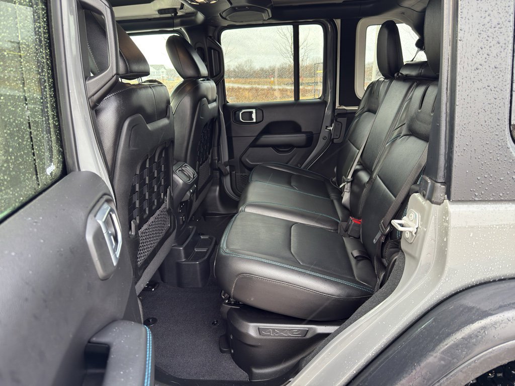 Used 2023 Jeep Wrangler Unlimited Rubicon 4xe w/ Safety Group AWD/4WD image 36