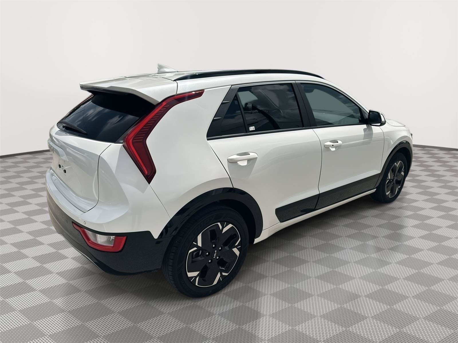 Used 2024 Kia Niro Wind FWD image 4
