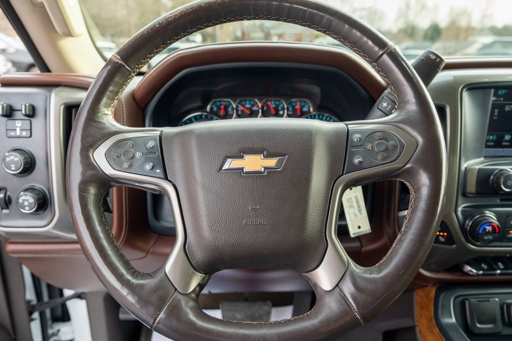 Used 2017 Chevrolet Silverado 2500 High Country w/ Duramax Plus Package image 10