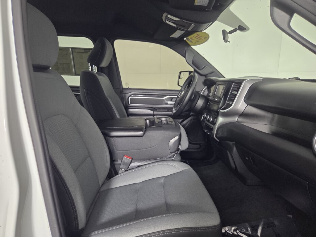 Used 2023 RAM 1500 Big Horn AWD/4WD image 31