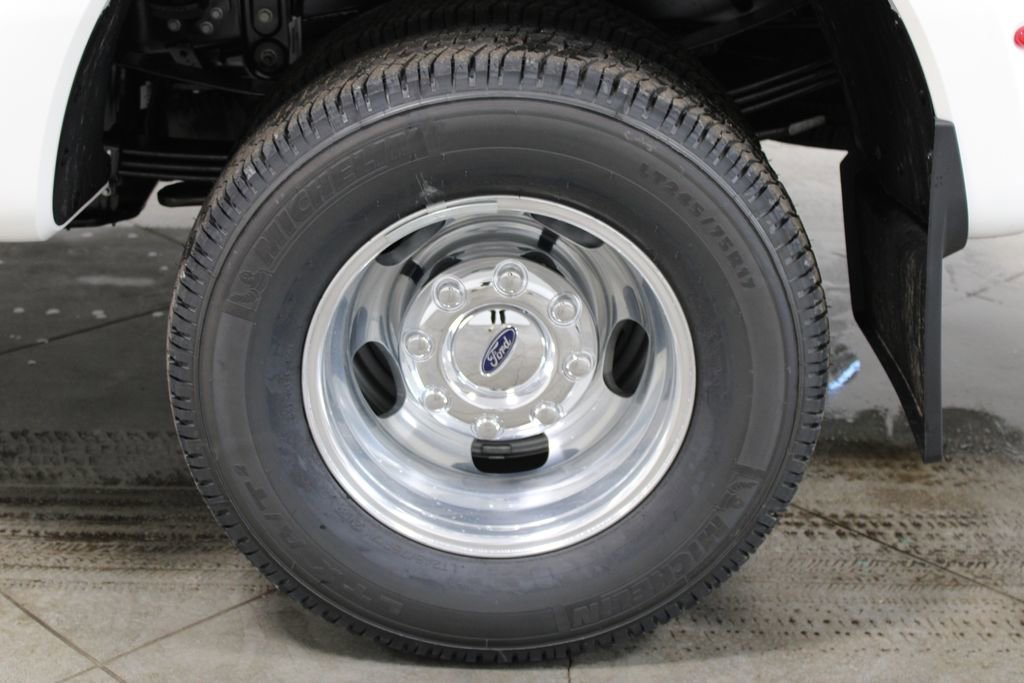 New 2026 Ford F350 Platinum image 25