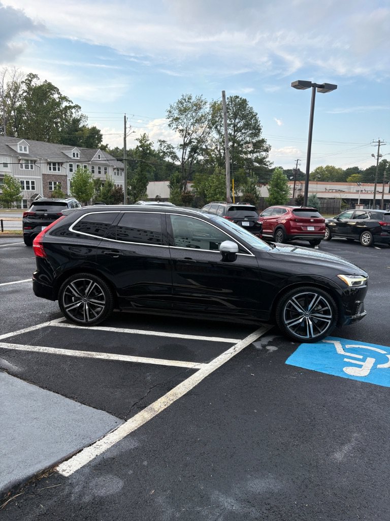 Used 2019 Volvo XC60 T8 R-Design w/ Protection Package Premier AWD/4WD image 4