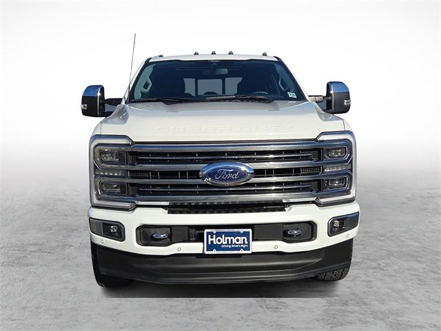 Used 2024 Ford F350 Limited image 2